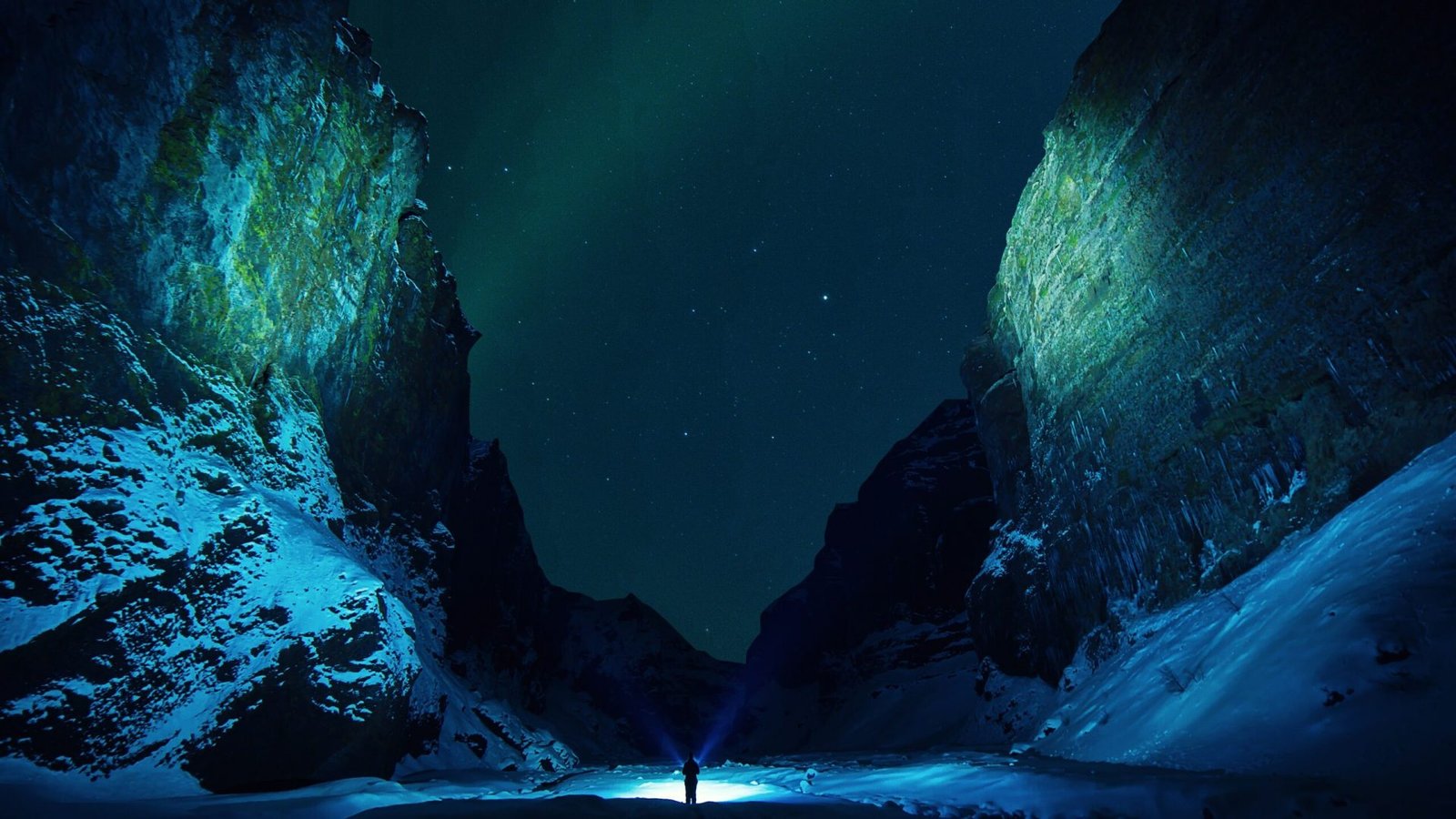 jonatan-pie-3l3RwQdHRHg-unsplash